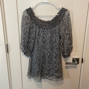 Sheer-sleeved, gray snakeskin top, large